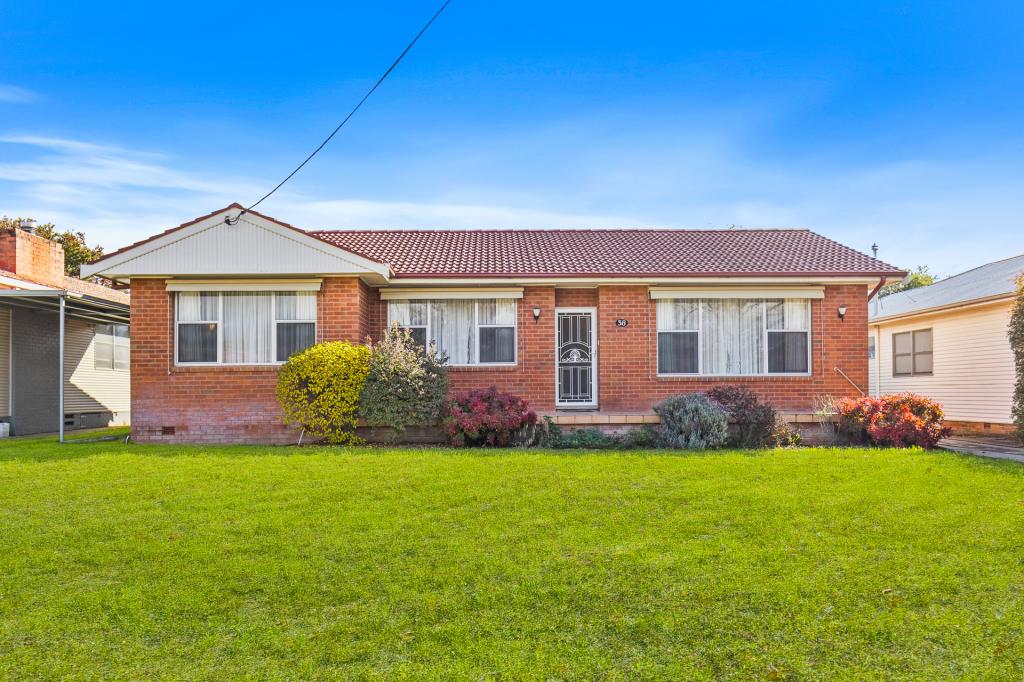 38 WINBOURNE ST, MUDGEE, NSW 2850