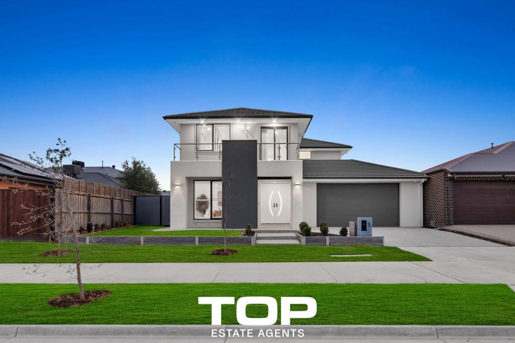 3 CARRADALE RD, CLYDE NORTH, VIC 3978