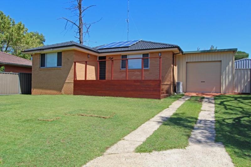 2 Argyle Pl, Emu Plains, NSW 2750