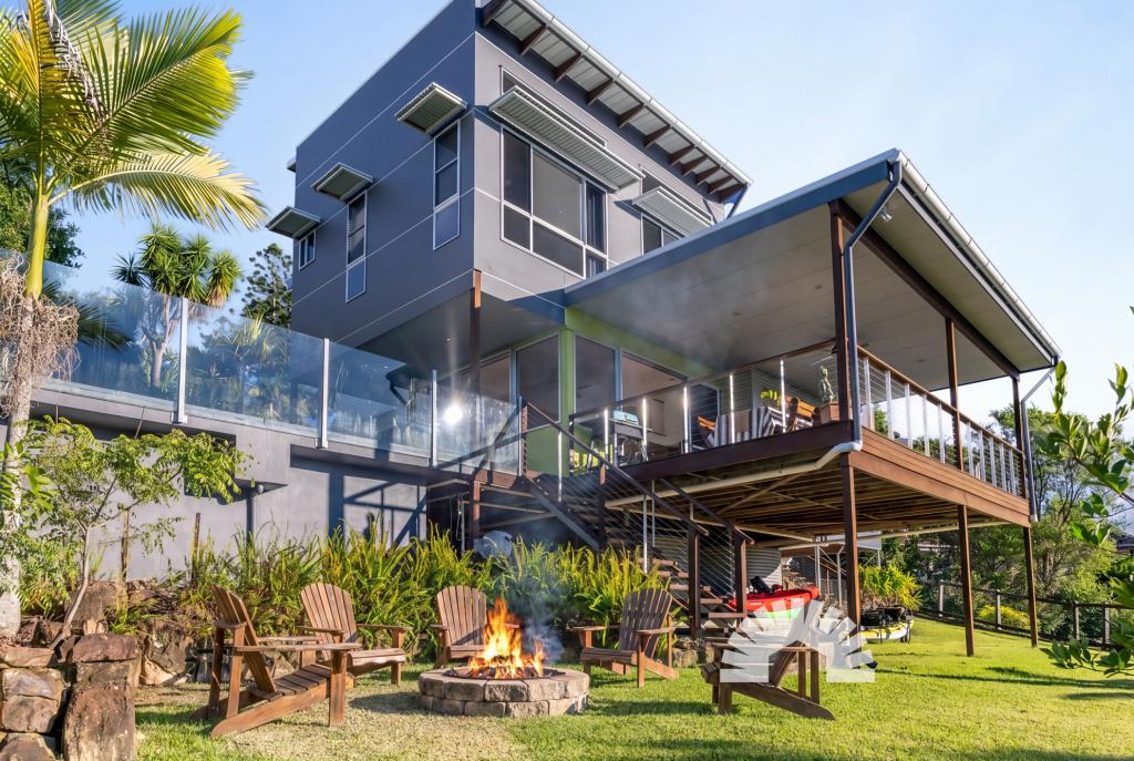 9 Pearl Pde, Nambour, QLD 4560