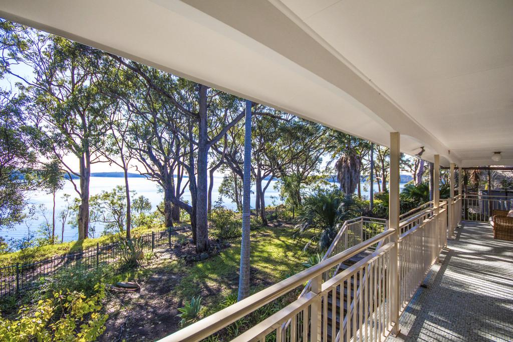 3 Winbin Cres, Gwandalan, NSW 2259