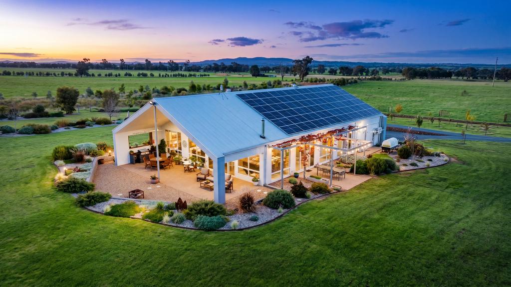 940 Coach Rd, Culcairn, NSW 2660