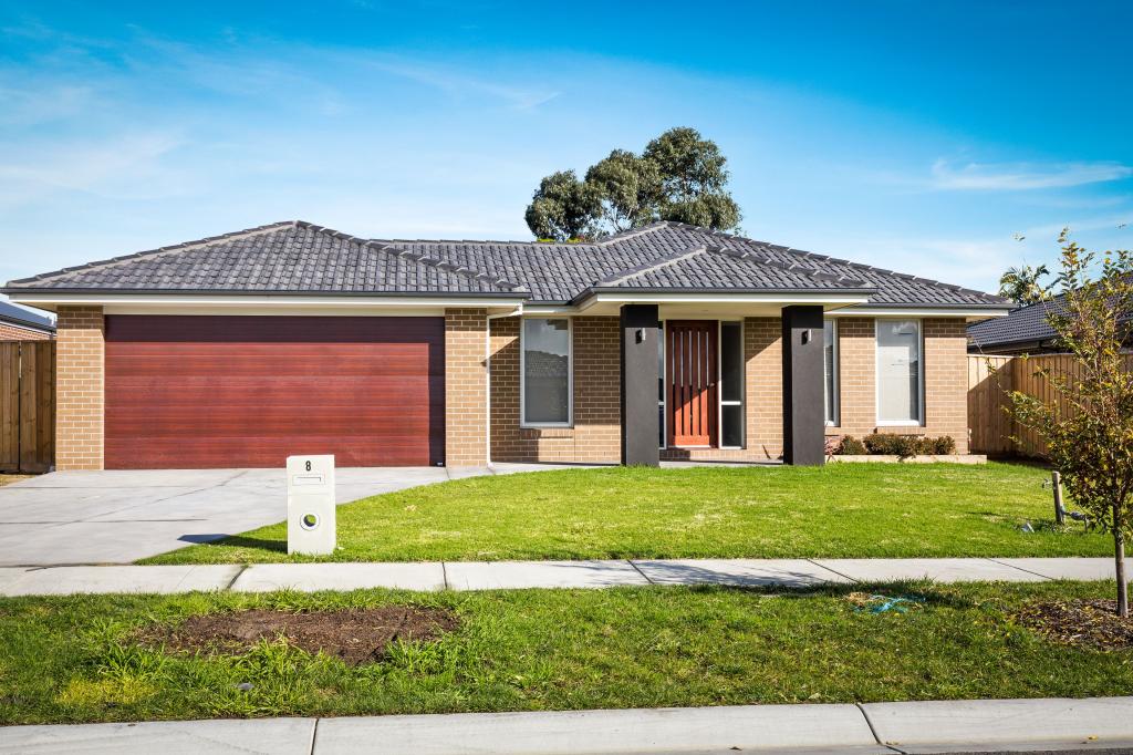 8 Papley Ave, Lang Lang, VIC 3984