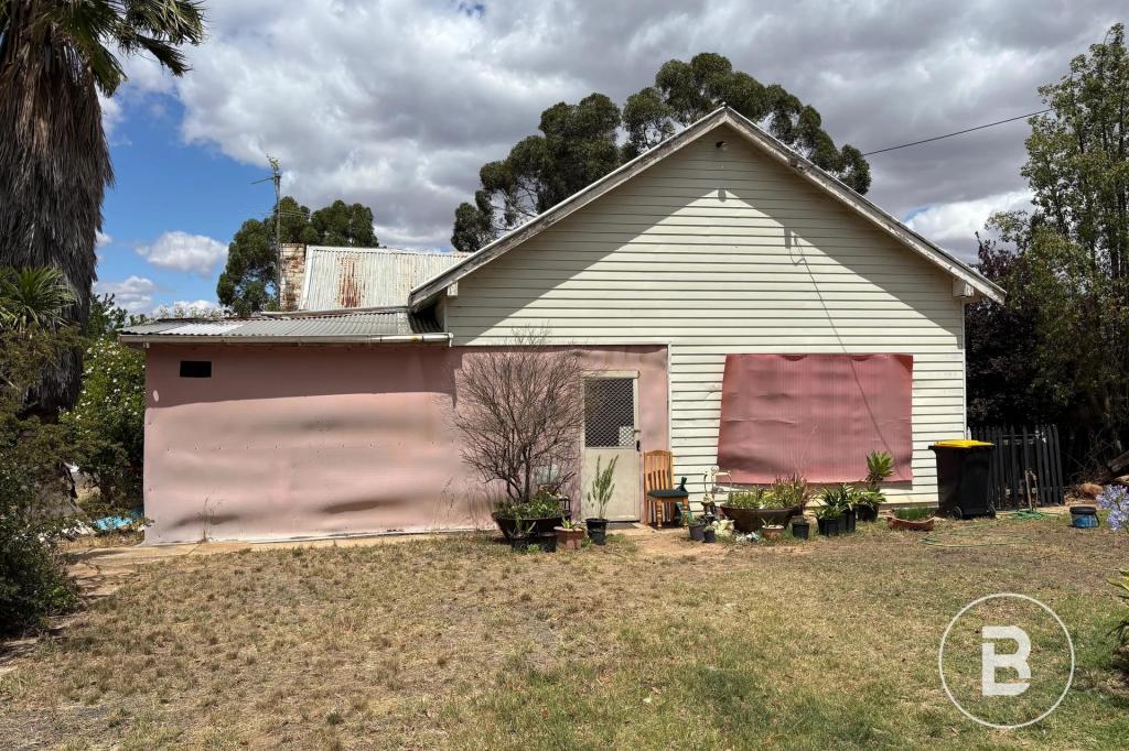 3 Montague St, St Arnaud, VIC 3478