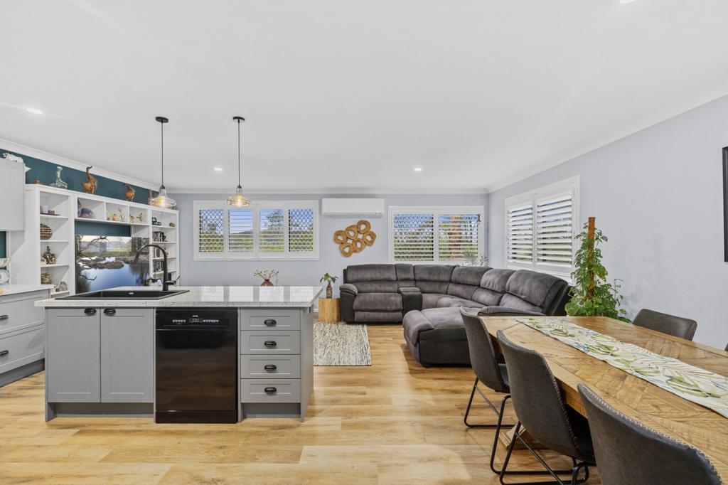 2048/6 Crestridge Cres, Oxenford, QLD 4210