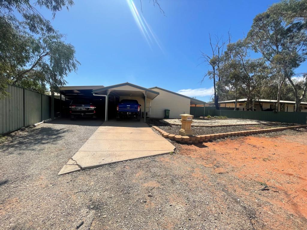 18 Curdimurka St, Roxby Downs, SA 5725