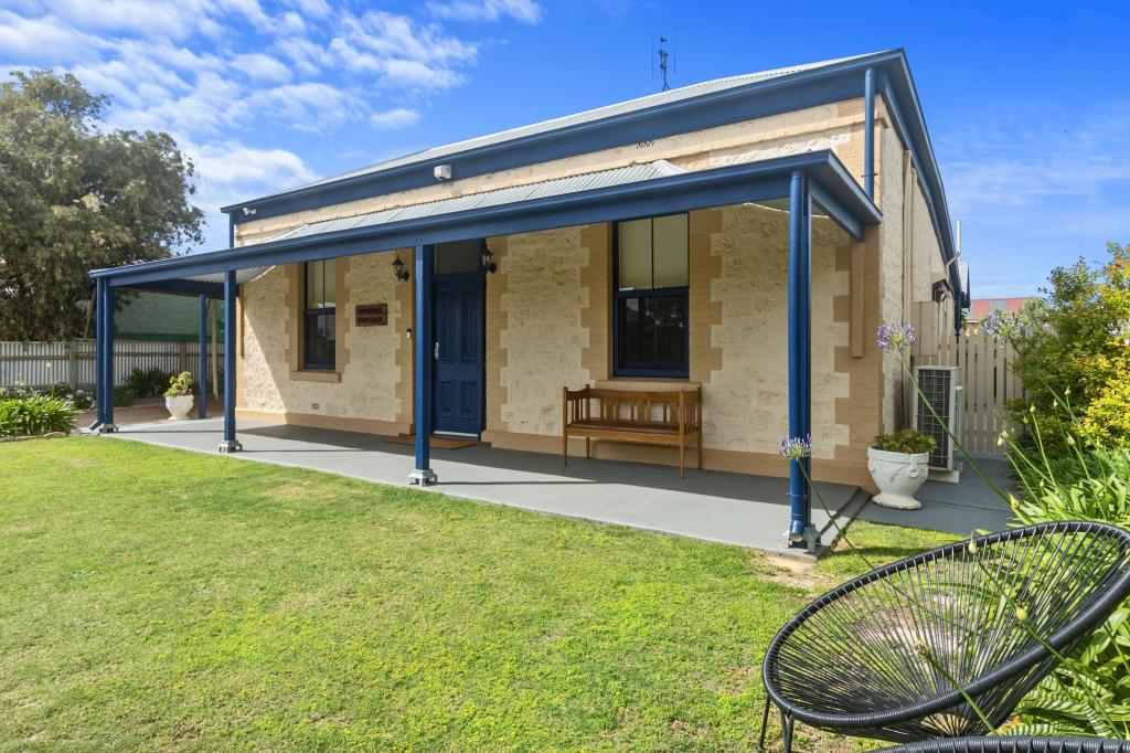4 Clara St, Wallaroo, SA 5556