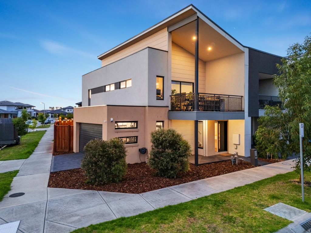 18 KOBA WAY, OFFICER, VIC 3809