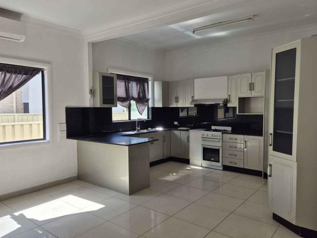 168 FAIRFIELD ST, FAIRFIELD EAST, NSW 2165