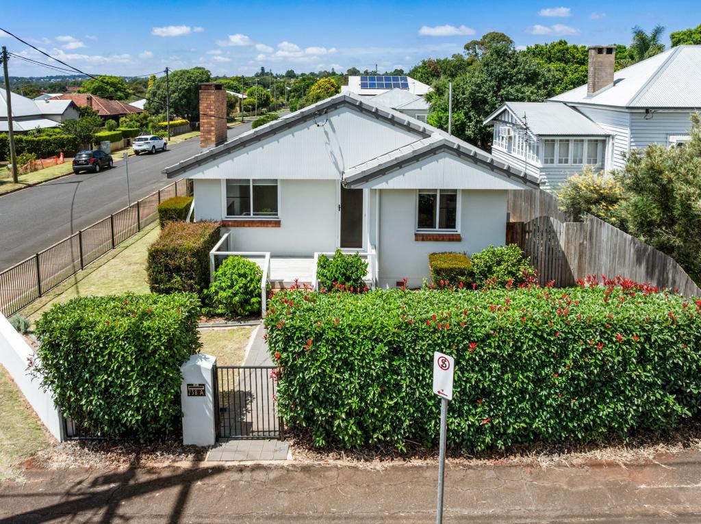 238a Herries St, Newtown, QLD 4350