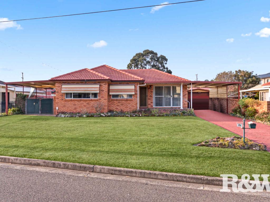 45 Hawkesbury St, Fairfield West, NSW 2165