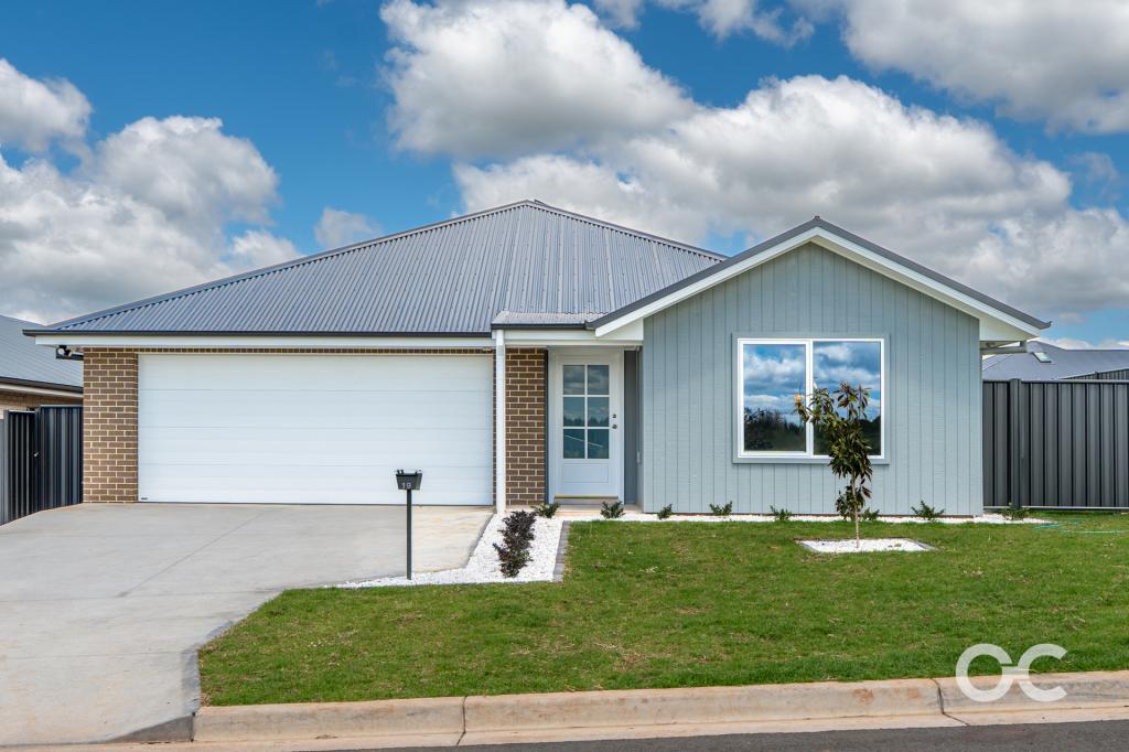 19 CLEARVIEW CRES, ORANGE, NSW 2800