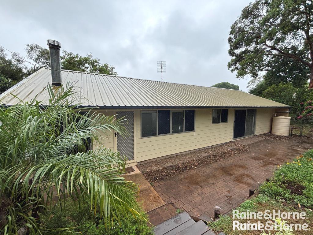 6 Murray Pde, Kingaroy, QLD 4610