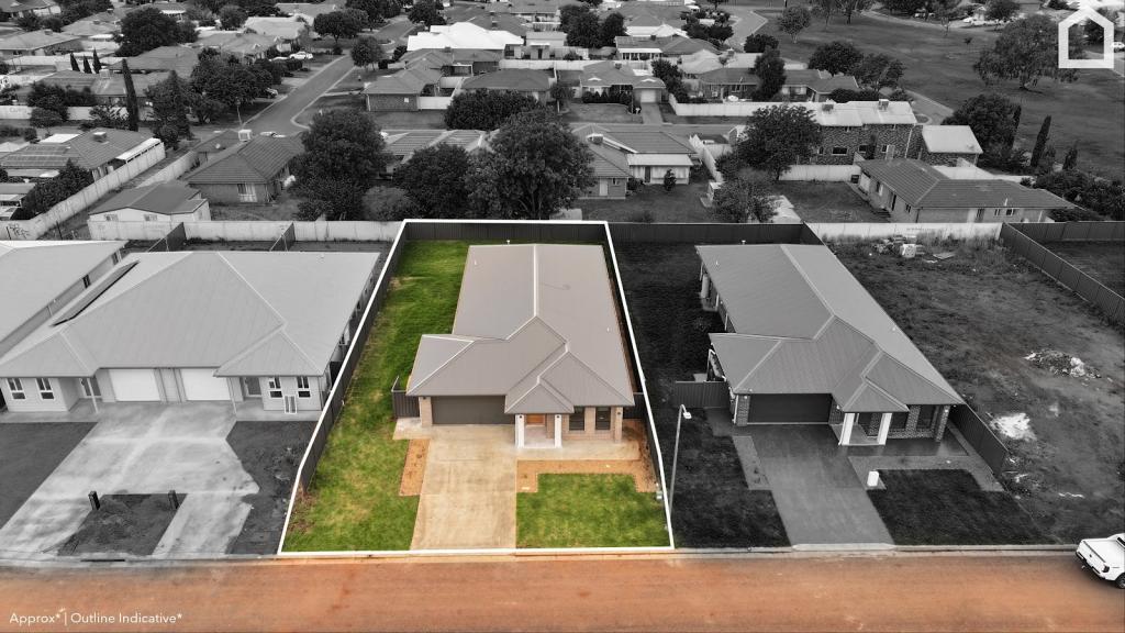 22 Goolgumbla Cct, Griffith, NSW 2680