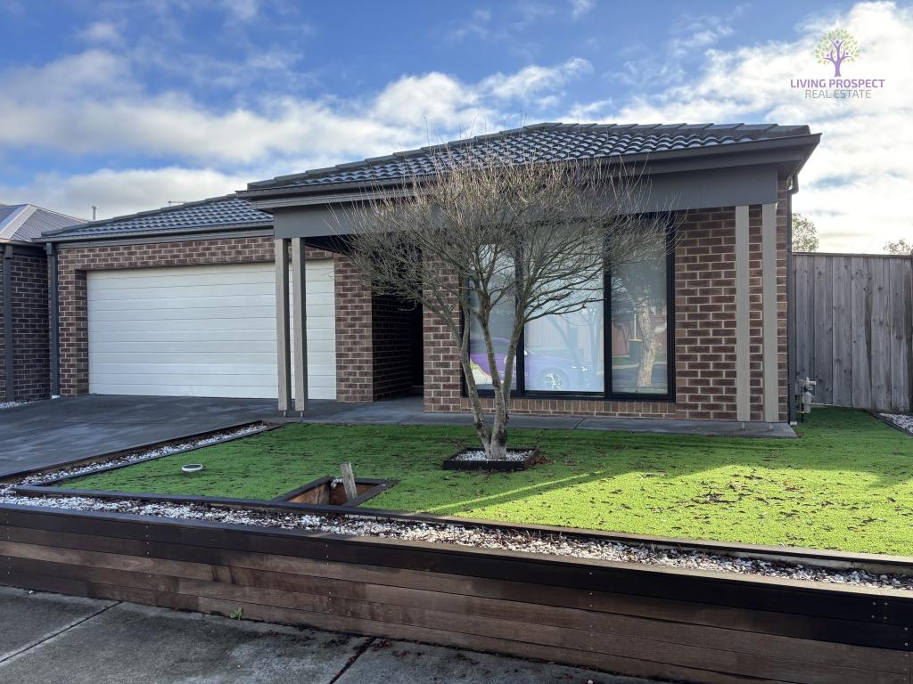 36 Solitude Cres, Point Cook, VIC 3030
