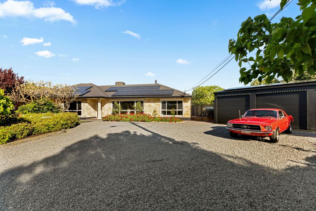 33 Oakleigh Rd, Marion, SA 5043