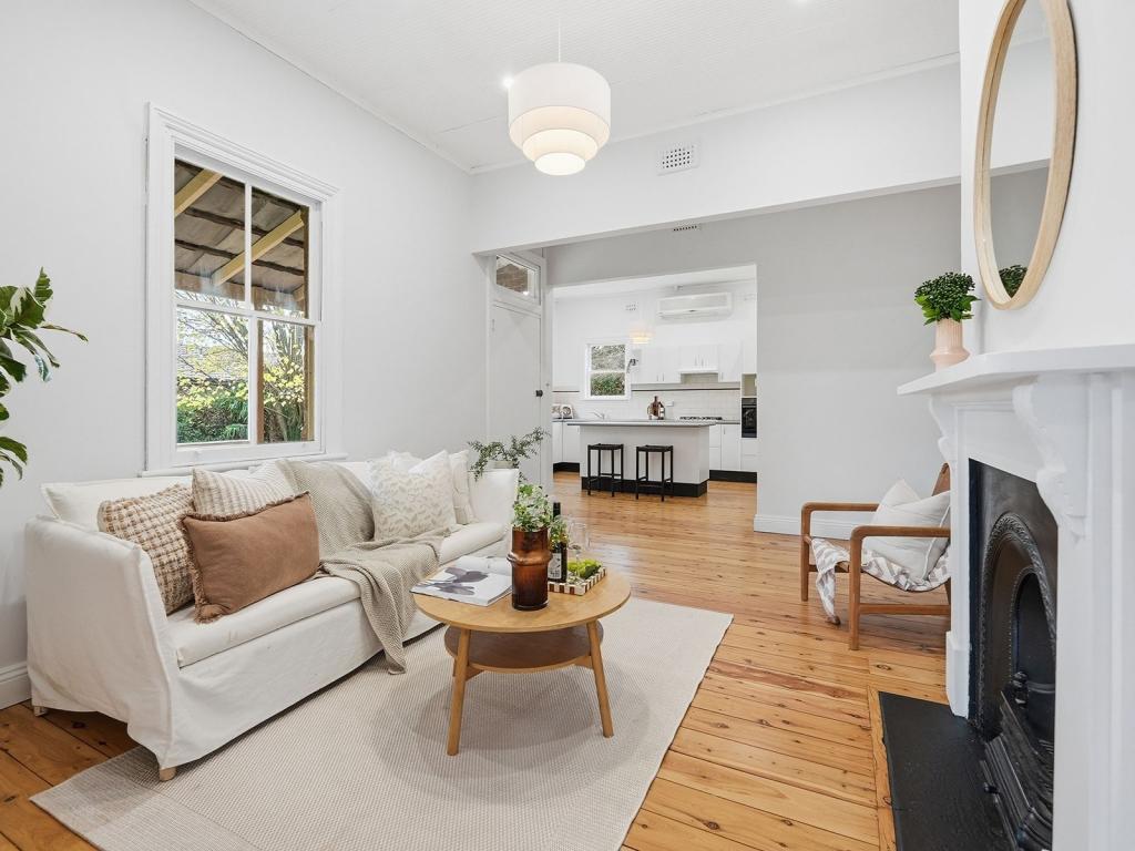 7 Wiare Cct, Orange, NSW 2800