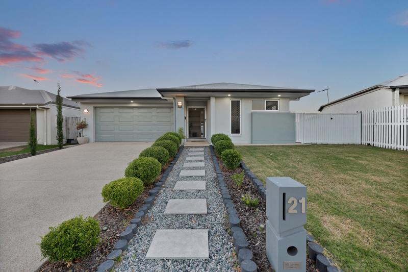 21 WISTERIA AVE, BAKERS CREEK, QLD 4740