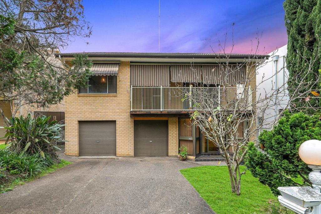 84 Morshead Dr, Connells Point, NSW 2221