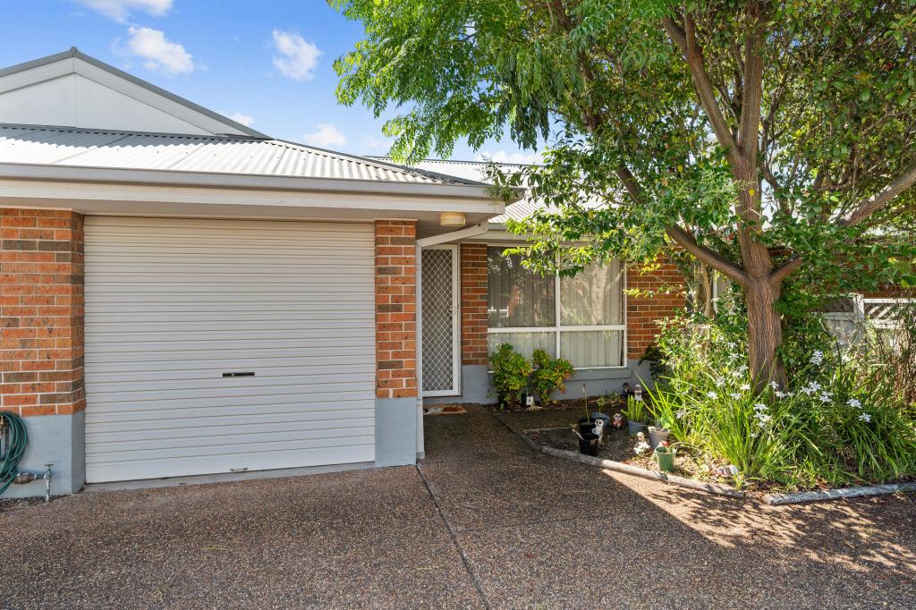 2/24 Gwen Pde, Raymond Terrace, NSW 2324