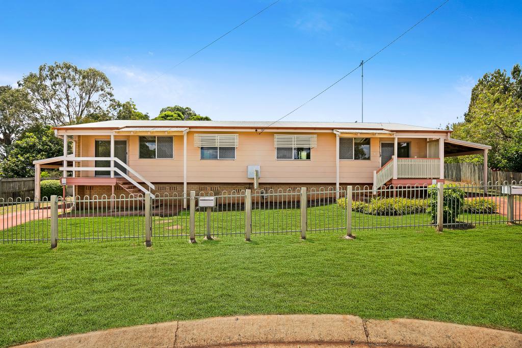 2b Gala Ct, Rockville, QLD 4350