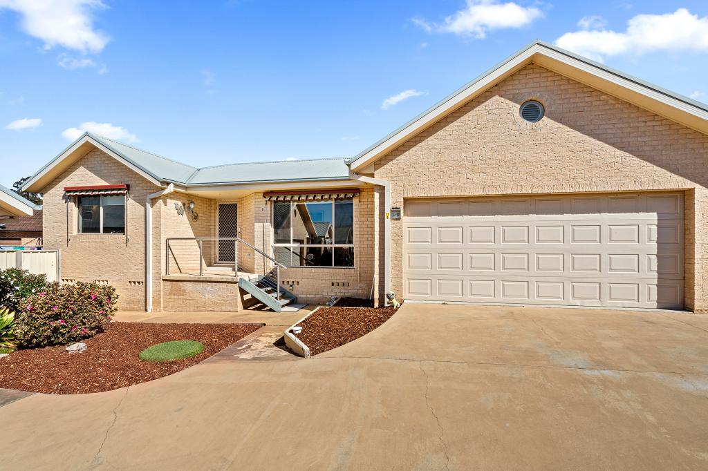 17b Eric Fenning Dr, Surf Beach, NSW 2536