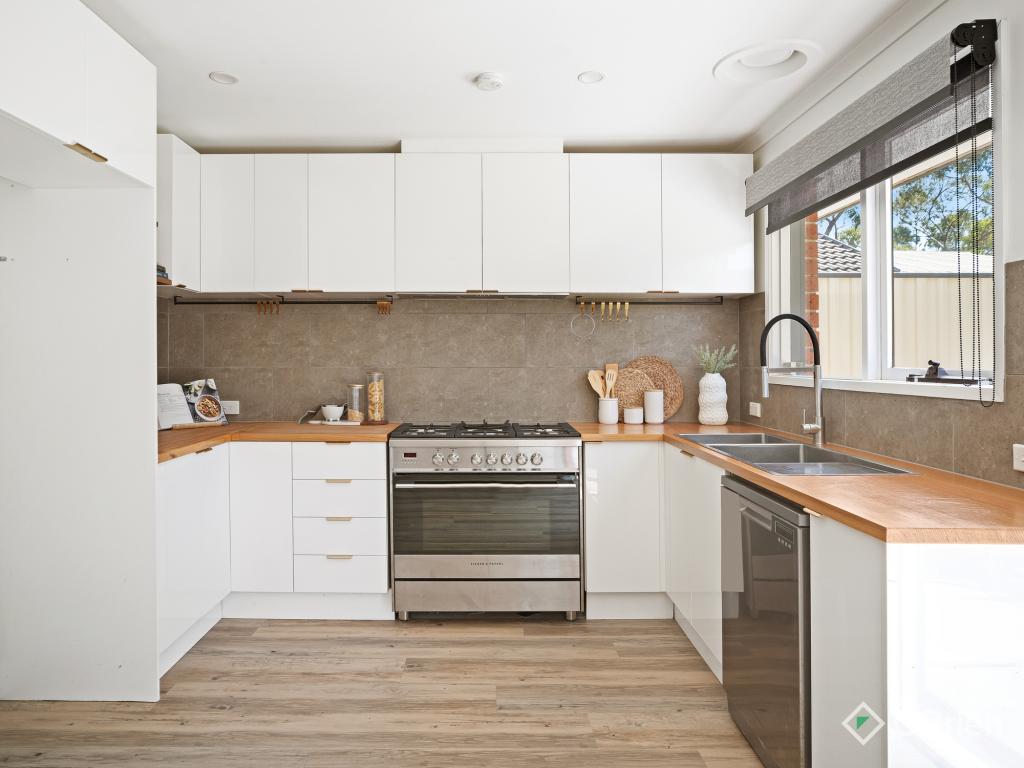 20 Eildon Rd, Endeavour Hills, VIC 3802
