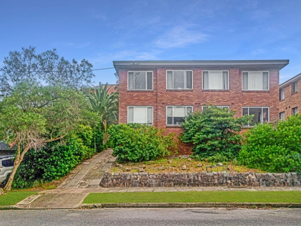 2/7 Mosbri Cres, Newcastle, NSW 2300