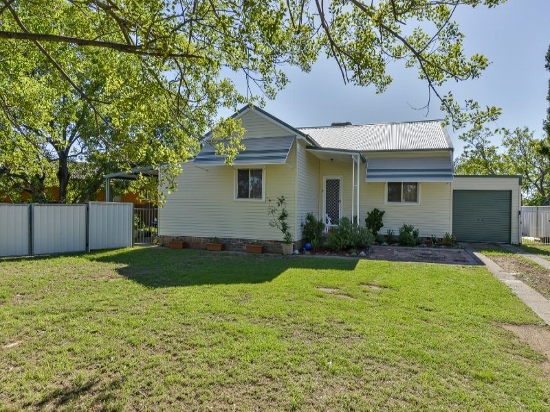 23 Garden St, South Tamworth, NSW 2340