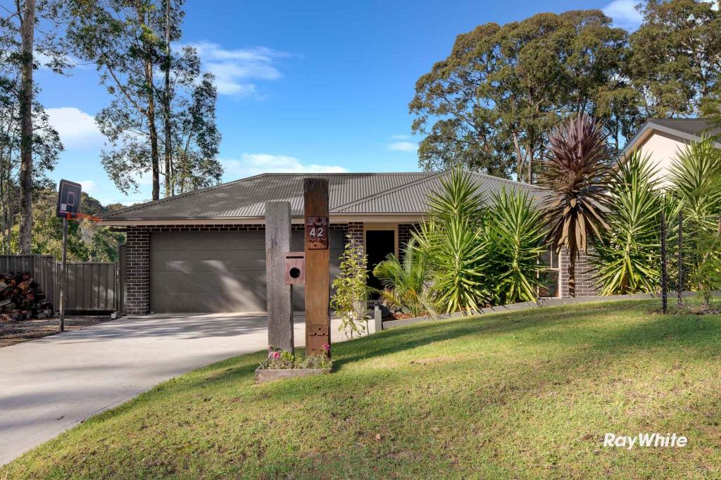 42 Litchfield Cres, Long Beach, NSW 2536