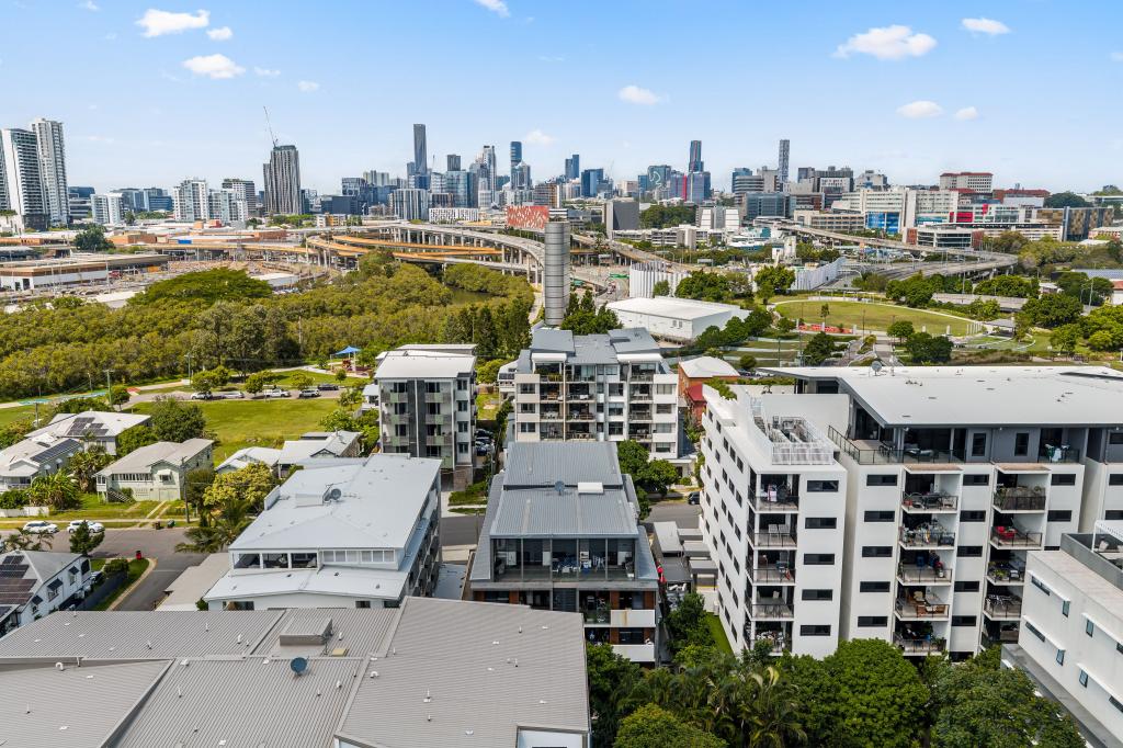 203/32 Gallway St, Windsor, QLD 4030