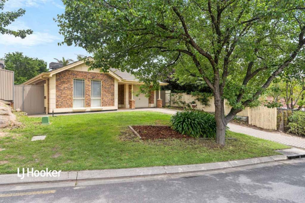 11 Lake Frome Pl, Greenwith, SA 5125