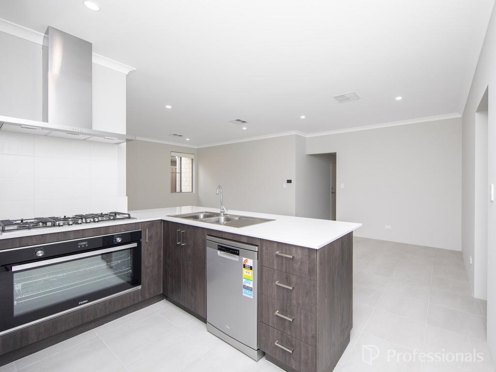 32 Bridgewater App, Yanchep, WA 6035
