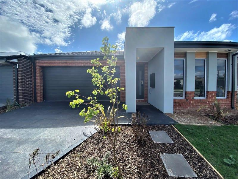 70 TATHRA RD, WYNDHAM VALE, VIC 3024