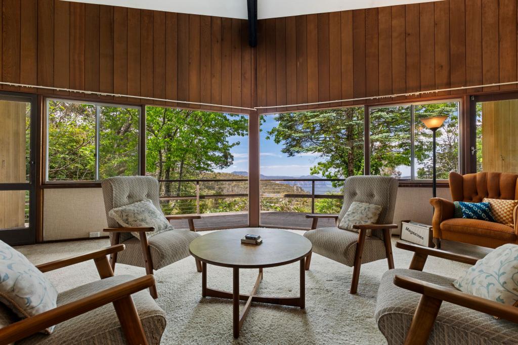 24 Days Cres, Blackheath, NSW 2785