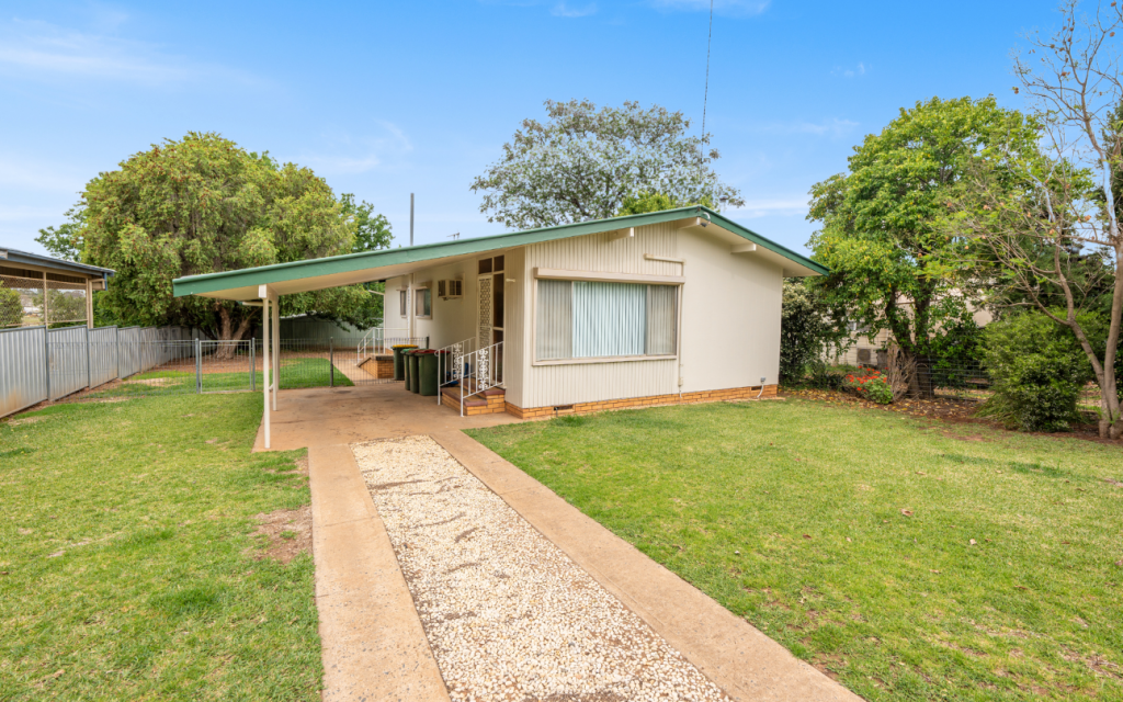 49 Calarie Rd, Forbes, NSW 2871