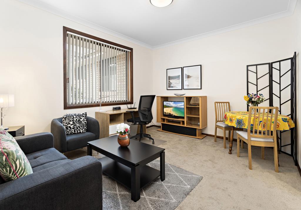 2/11 Gilmore St, West Wollongong, NSW 2500