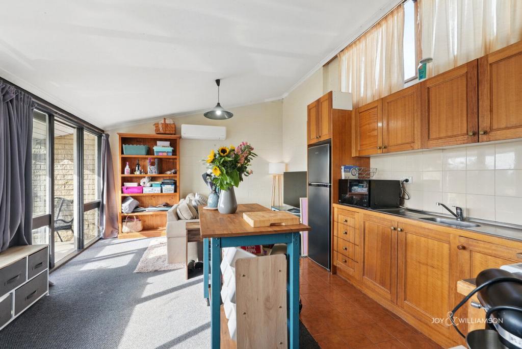 1/2 Auburn Rd, Kingston Beach, TAS 7050