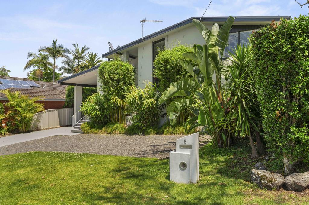 5 Kahlua Cres, Bomaderry, NSW 2541