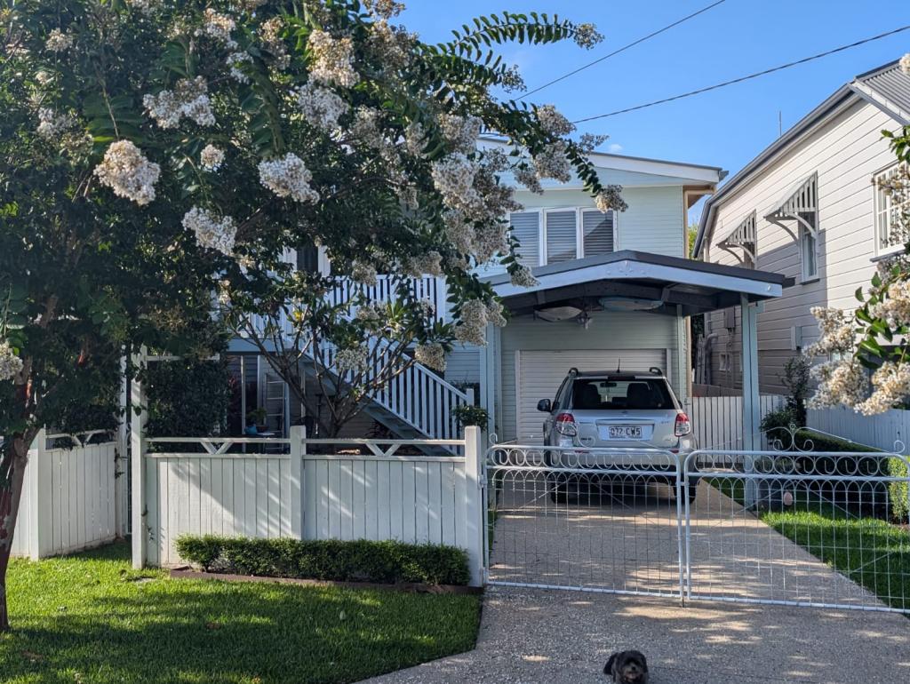 56 Bevington St, Sandgate, QLD 4017