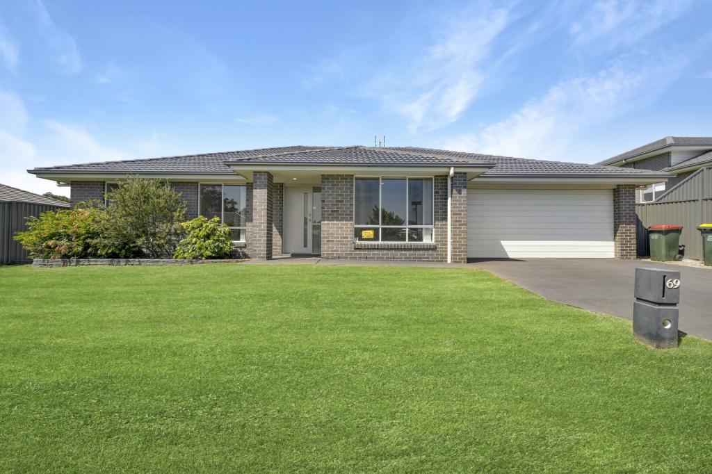 69 Broad St, Gillieston Heights, NSW 2321