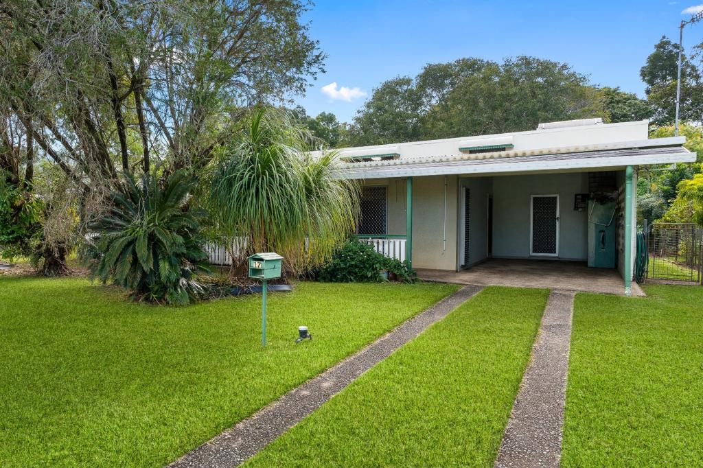 17 Yurongi St, Caravonica, QLD 4878