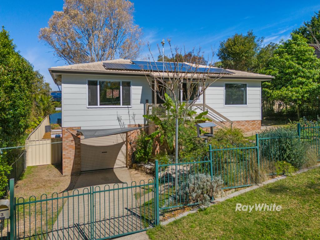 3 Jeffery Pl, Moruya, NSW 2537