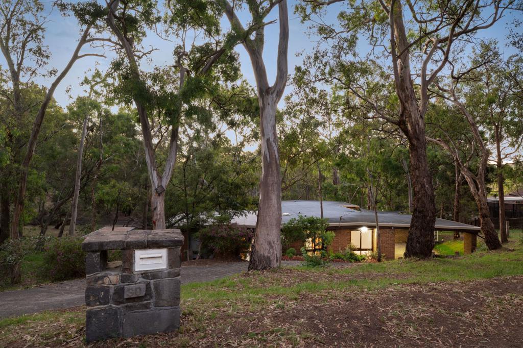 30-34 DERING ST, DIAMOND CREEK, VIC 3089