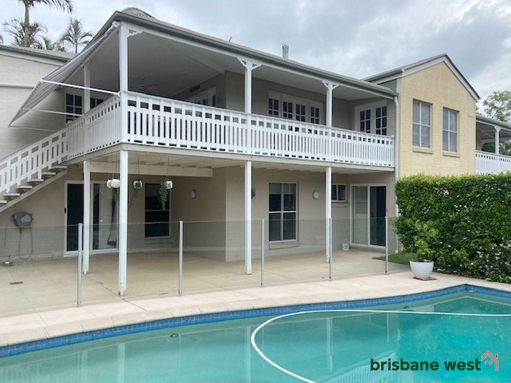 10 Harvey Cl, Brookfield, QLD 4069