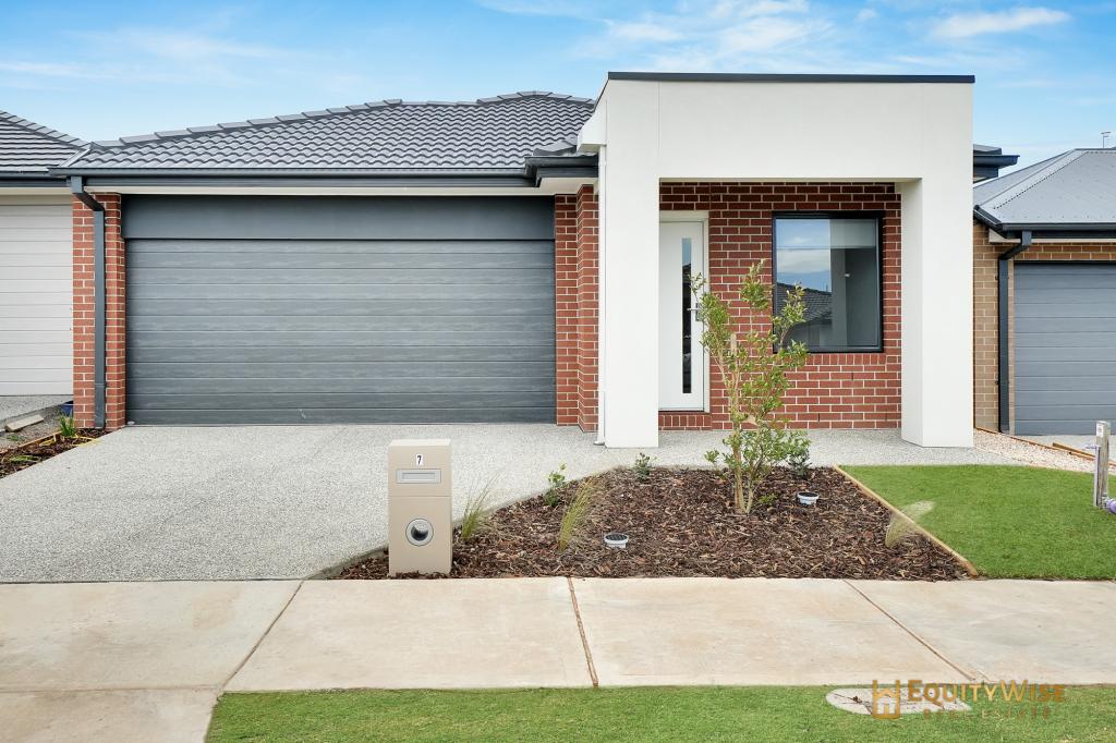 7 SENSRA RD, WYNDHAM VALE, VIC 3024