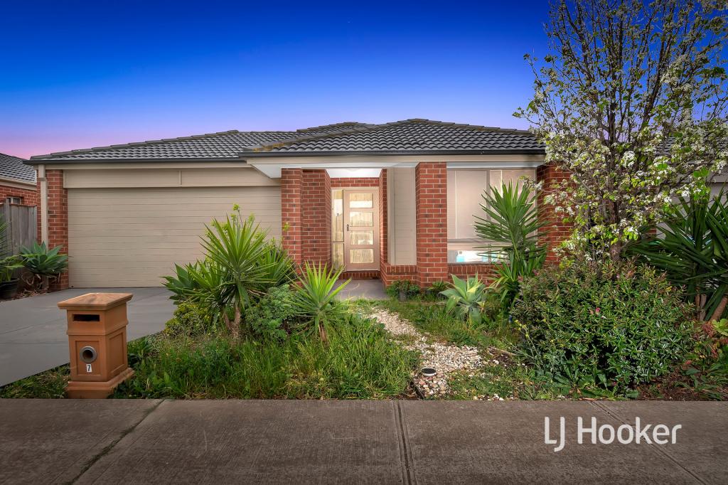 7 BEAGLE ST, TARNEIT, VIC 3029