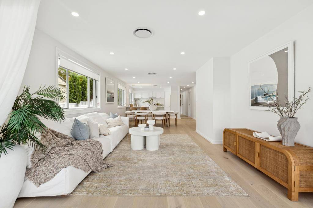 93 Albany St, Point Frederick, NSW 2250
