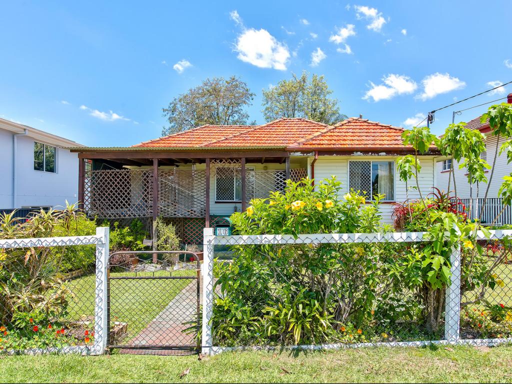 16 Brennan St, Stafford, QLD 4053