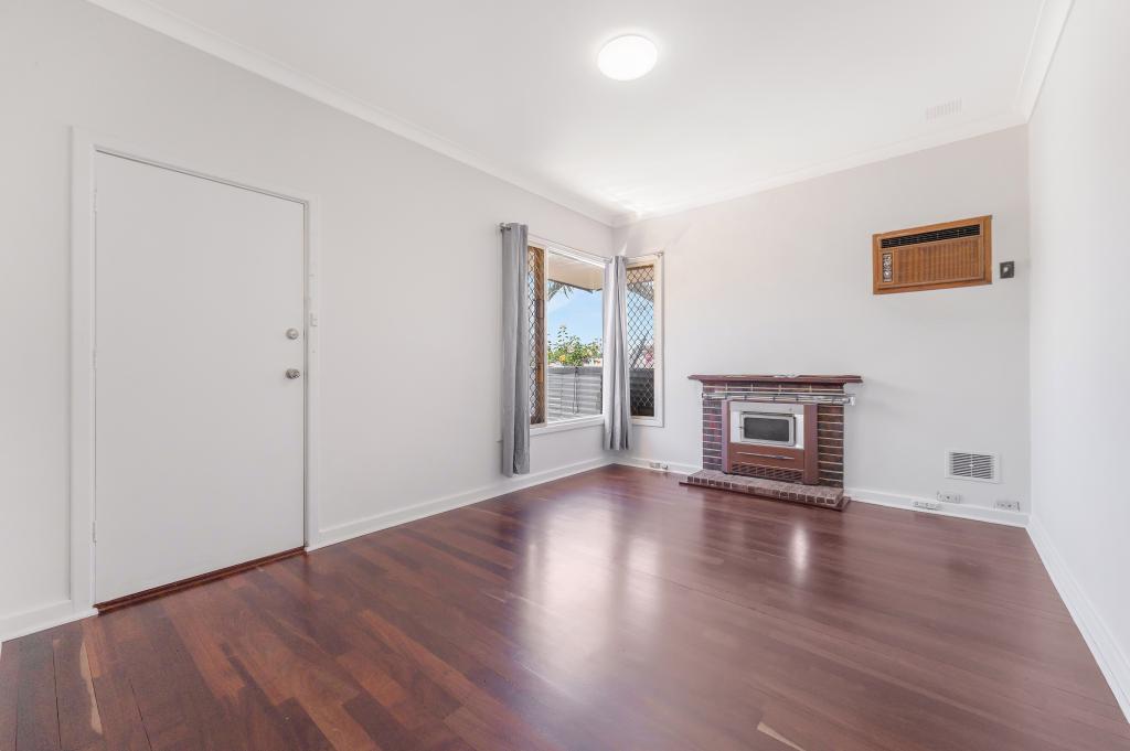 1 Williams Rd, Coolbellup, WA 6163